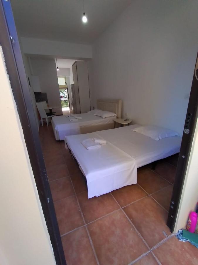 Artemisa Apartments Vlore Bagian luar foto