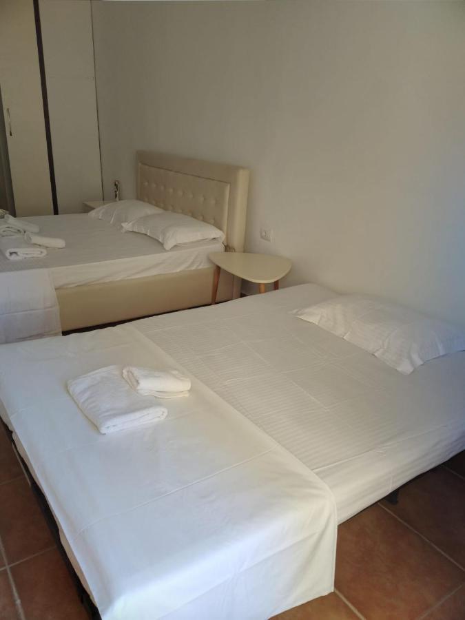 Artemisa Apartments Vlore Bagian luar foto